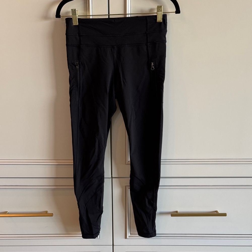 Lululemon Black Leggings with Zipper Pockets